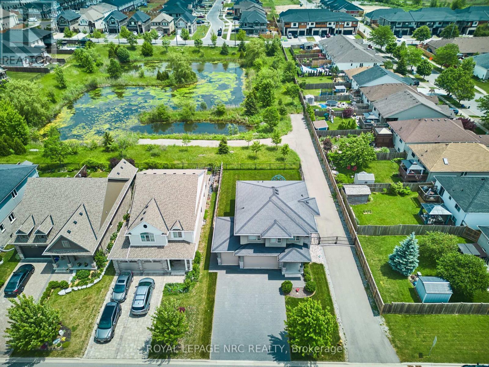 












80 DAYS AVENUE

,
Thorold (Hurricane/Merrittville),




Ontario
L2V0E6

