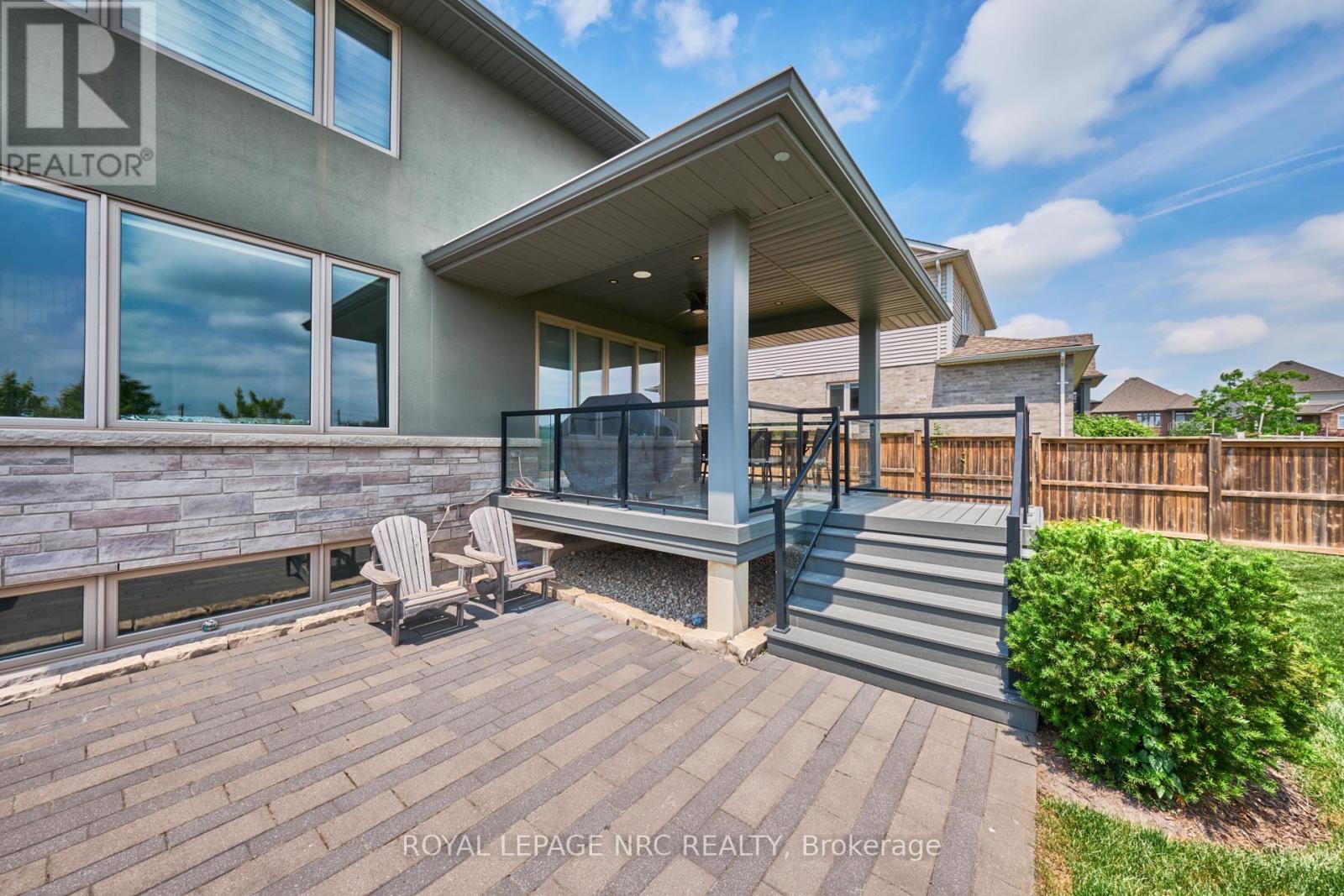 












80 DAYS AVENUE

,
Thorold (Hurricane/Merrittville),




Ontario
L2V0E6

