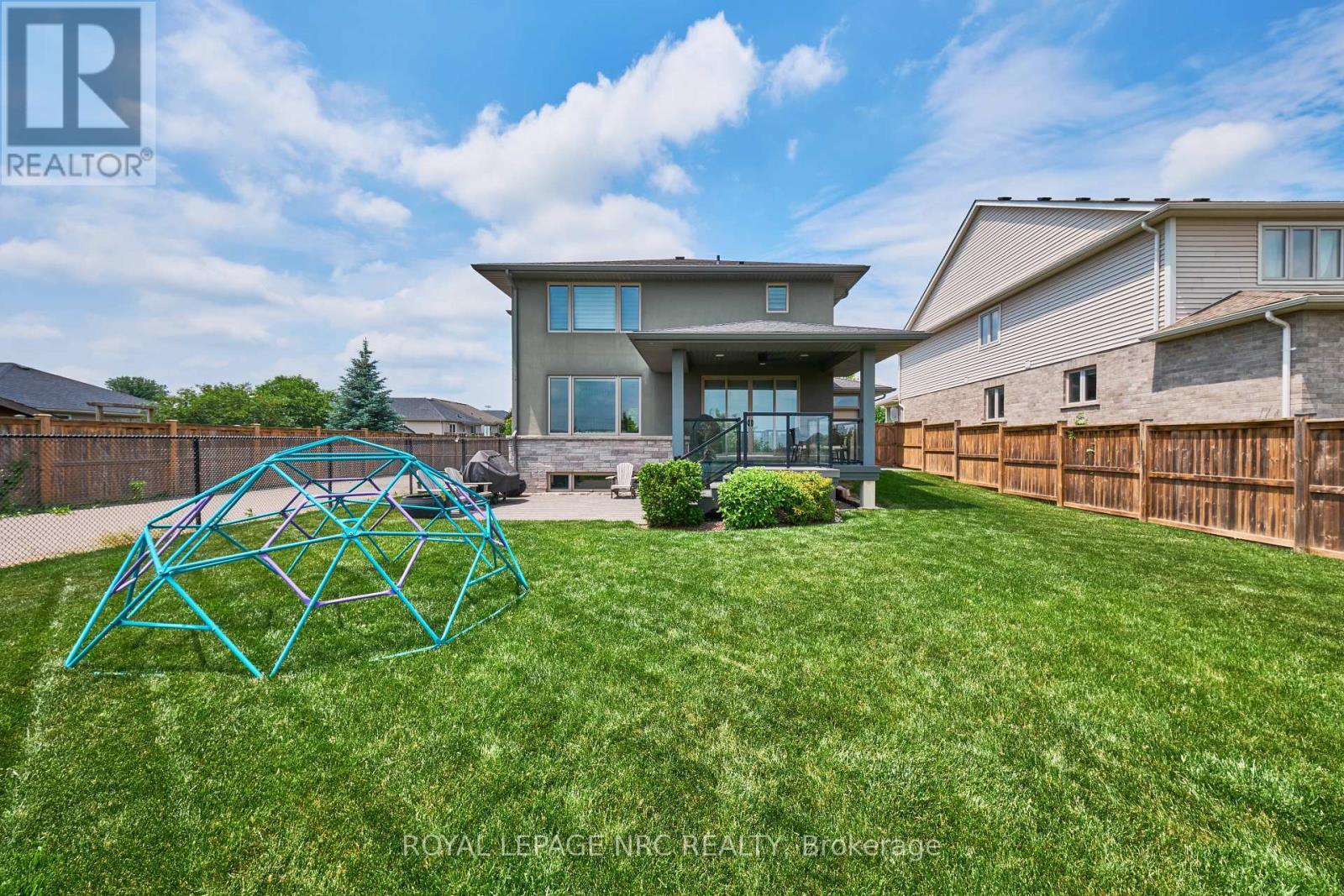 












80 DAYS AVENUE

,
Thorold (Hurricane/Merrittville),




Ontario
L2V0E6

