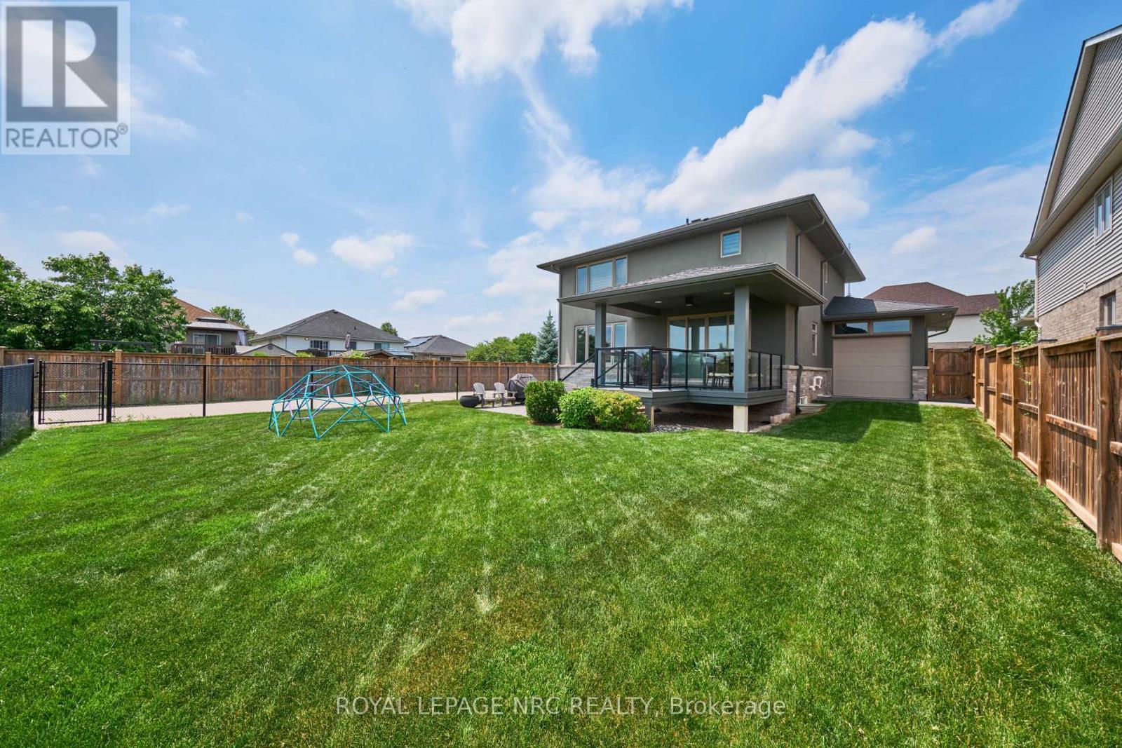 












80 DAYS AVENUE

,
Thorold (Hurricane/Merrittville),




Ontario
L2V0E6

