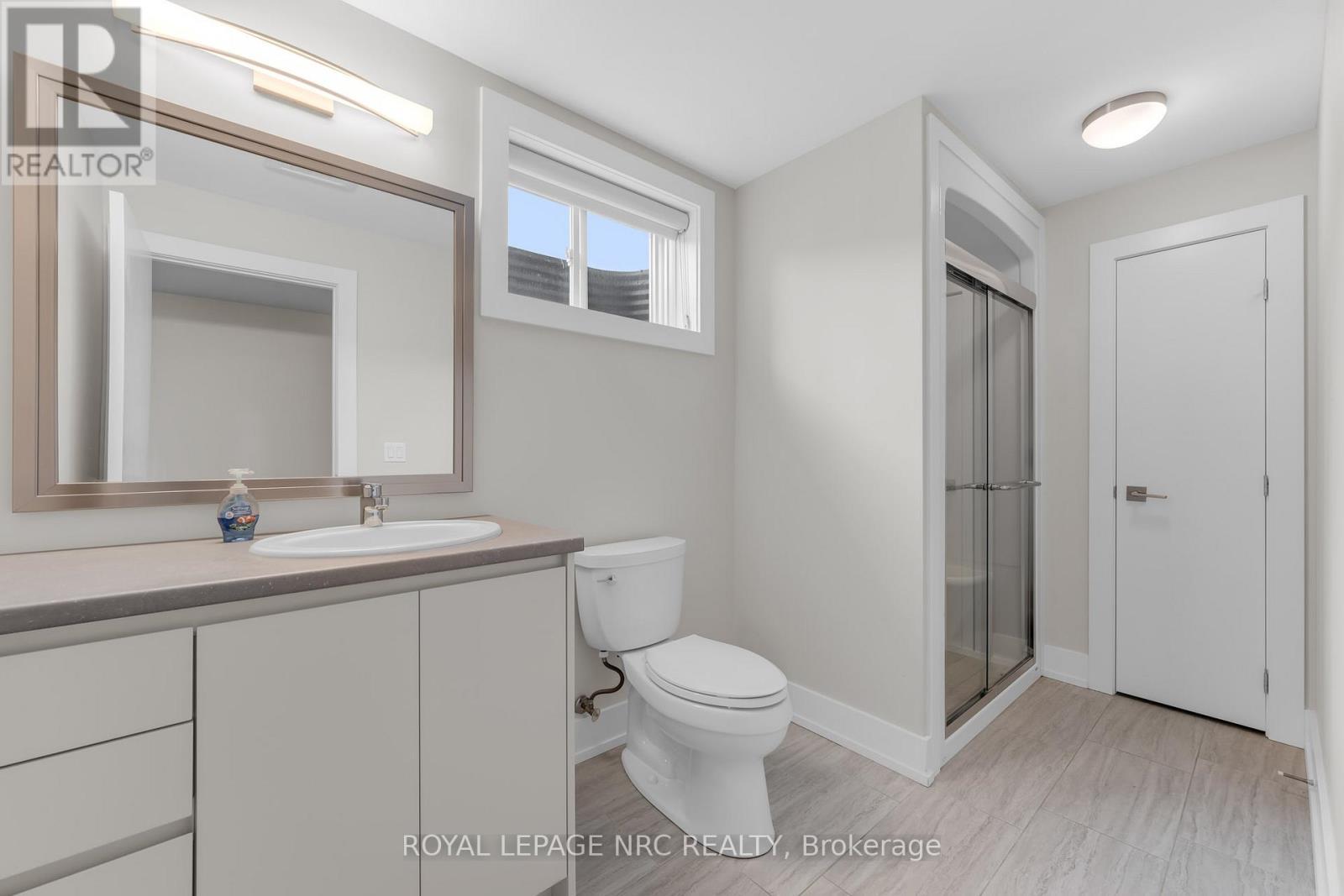 












80 DAYS AVENUE

,
Thorold (Hurricane/Merrittville),




Ontario
L2V0E6

