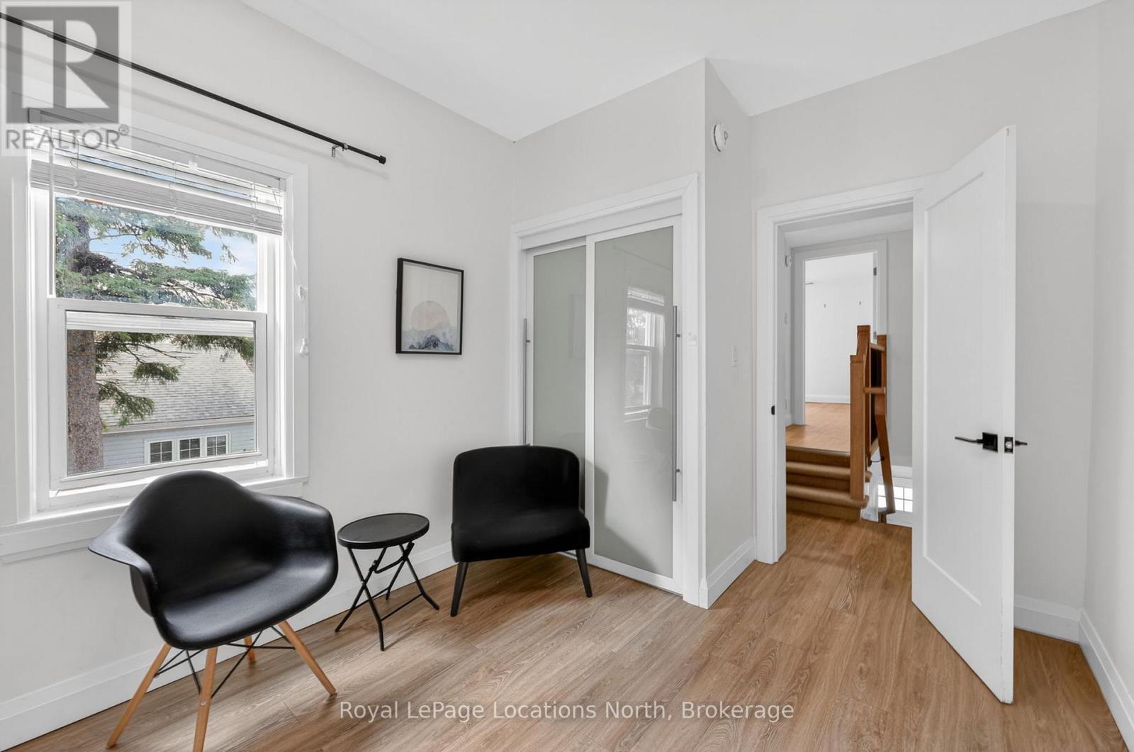 












363-361 CEDAR STREET

,
Collingwood,




Ontario
L9Y3B2

