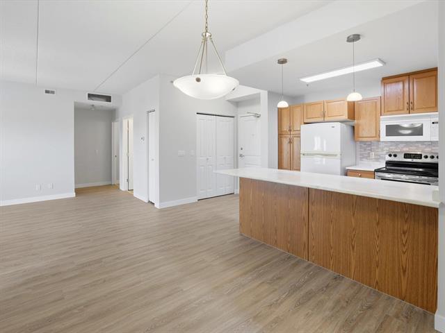 









1275


Leila

AVE, 1306,
Winnipeg,




MB
R2P 1J6

