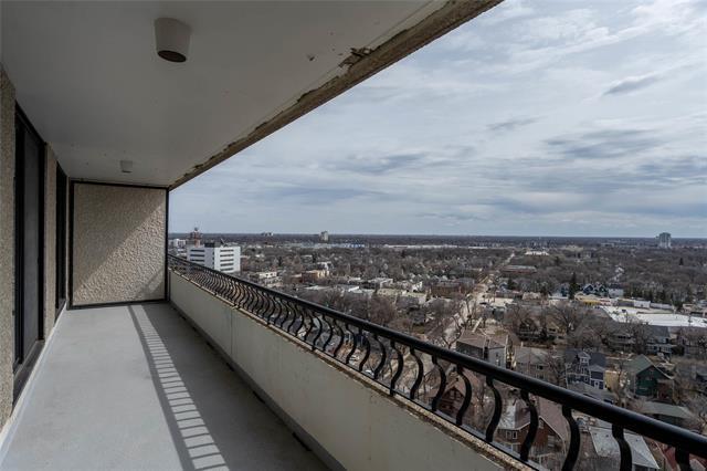 









323


Wellington

CR, 1701,
Winnipeg,




MB
R3M 0A4

