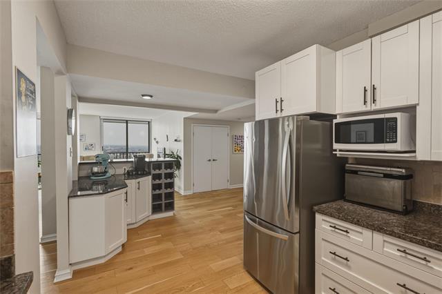 









323


Wellington

CR, 1701,
Winnipeg,




MB
R3M 0A4

