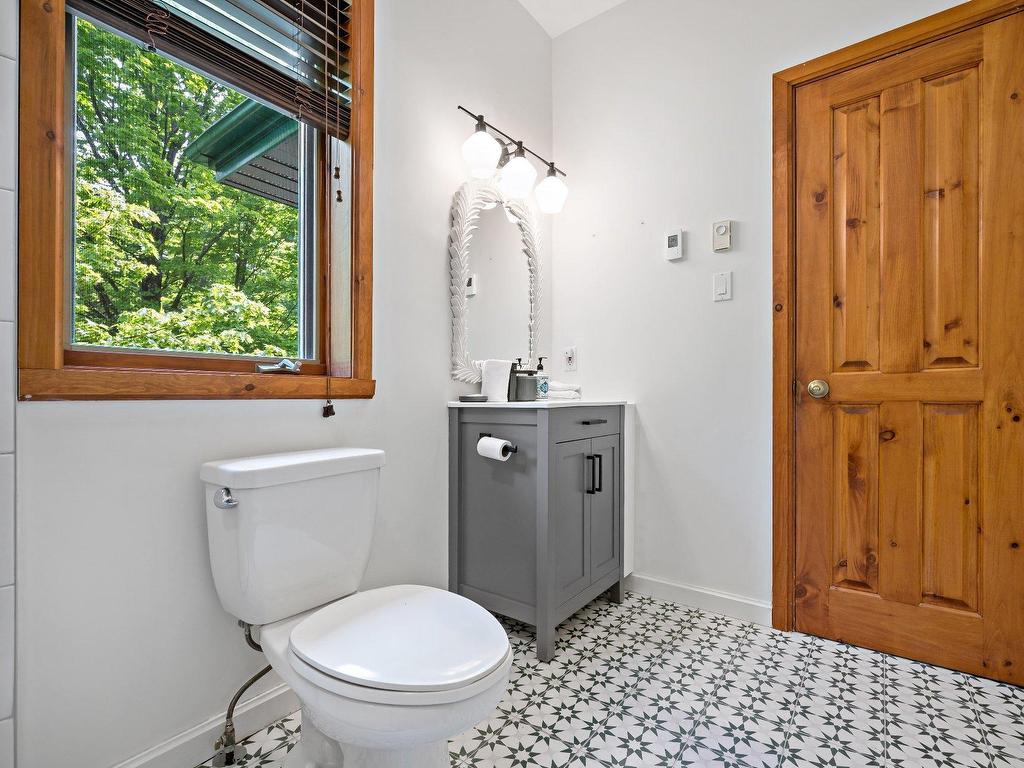 









165


Ch. de la Forêt

, 6,
Mont-Tremblant,




QC
J8E3K8

