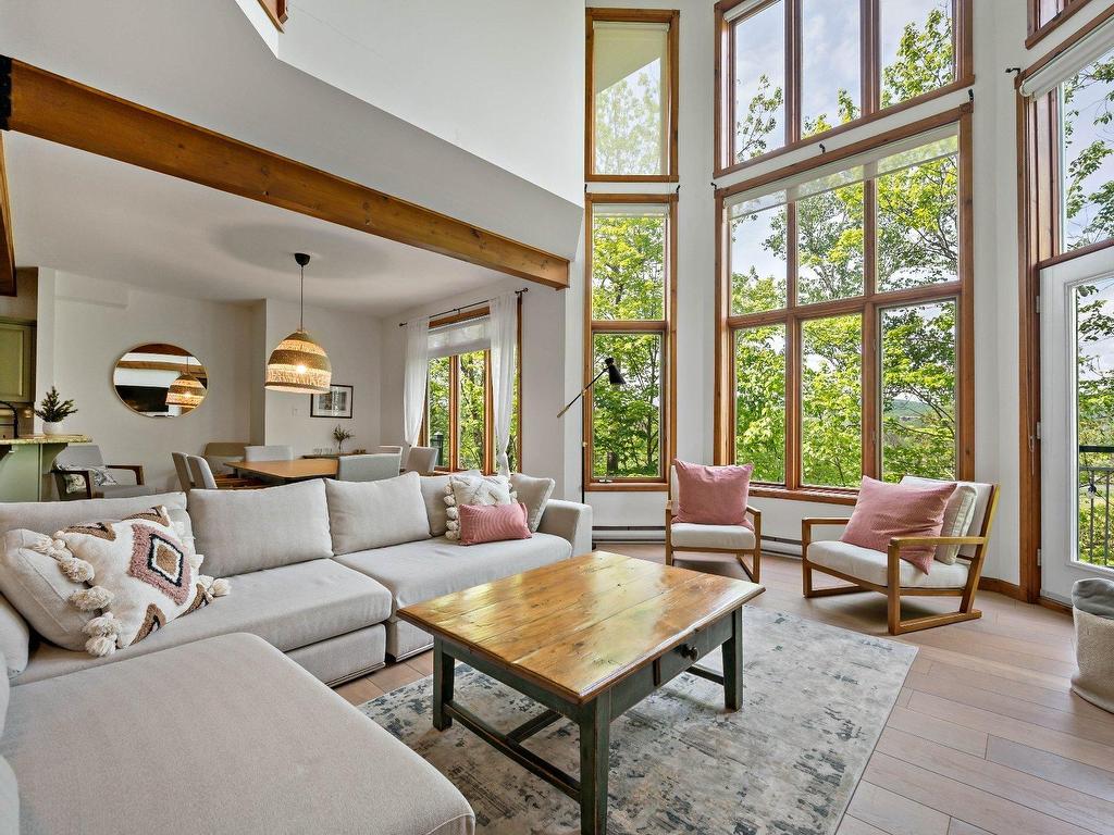 









165


Ch. de la Forêt

, 6,
Mont-Tremblant,




QC
J8E3K8

