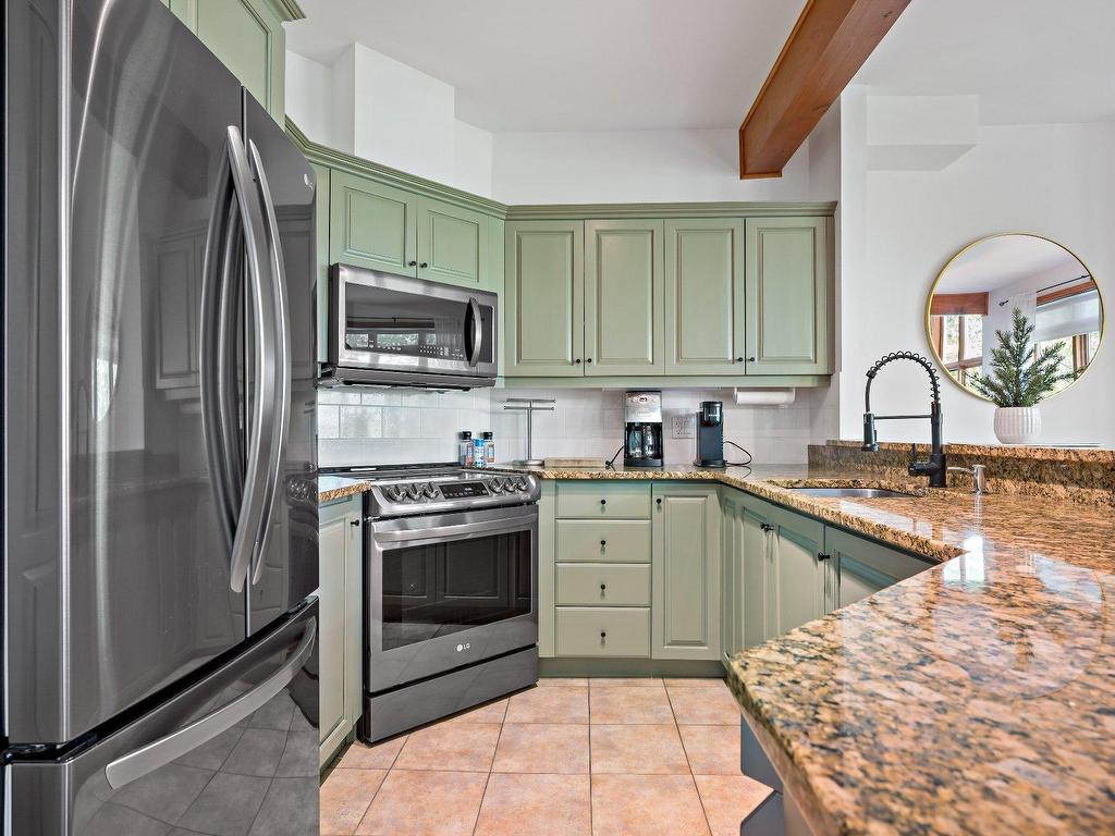 









165


Ch. de la Forêt

, 6,
Mont-Tremblant,




QC
J8E3K8

