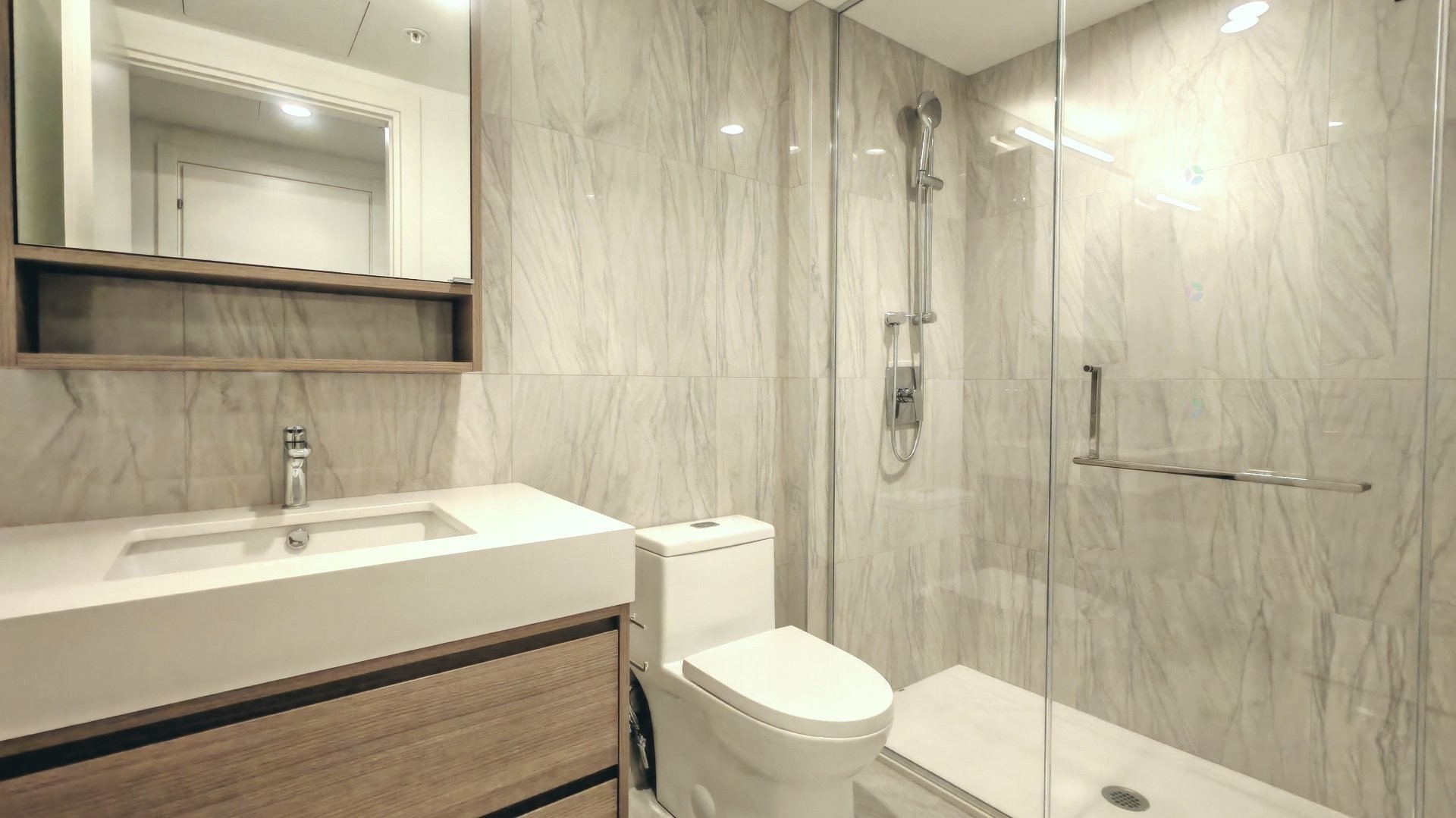 









1518


Rue Sherbrooke O.

, 1127,
Montréal (Ville-Marie),




QC
H3G1L5

