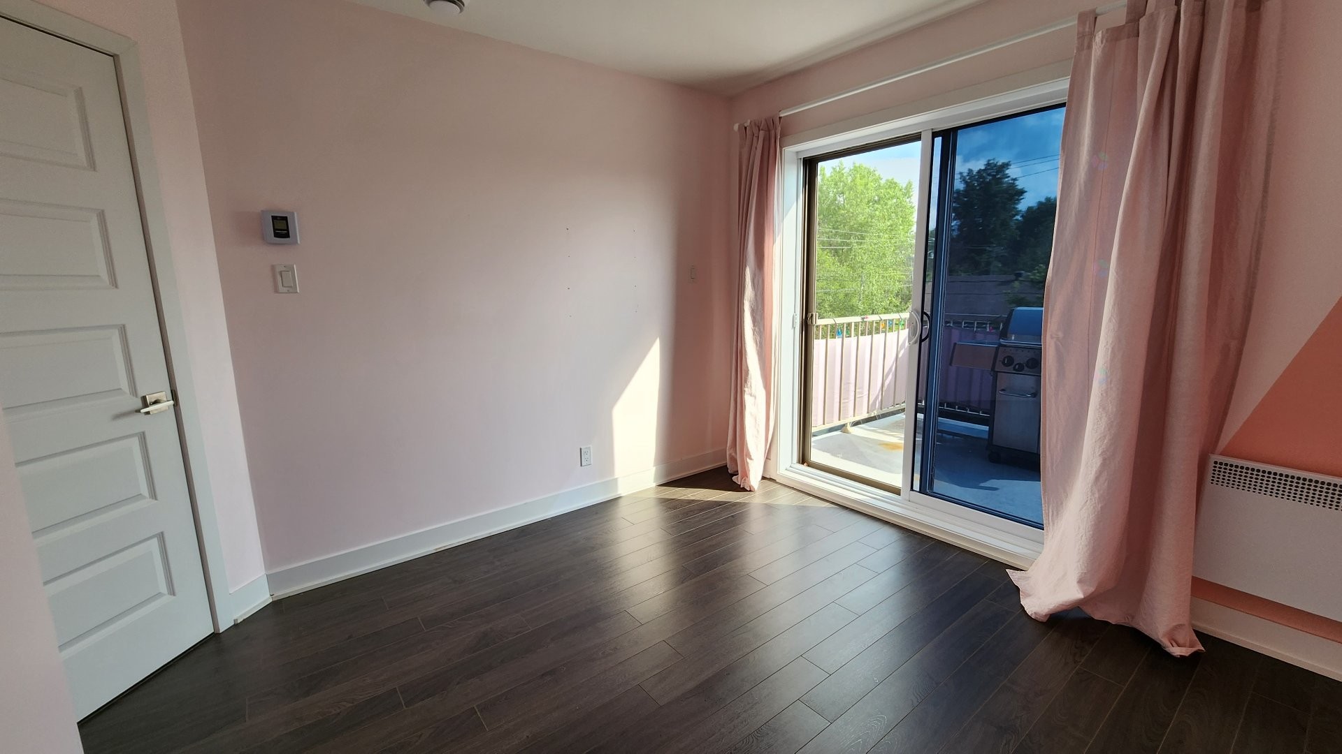 









7555


Boul. Cousineau

,
Longueuil (Saint-Hubert),




QC
J3Y0G4

