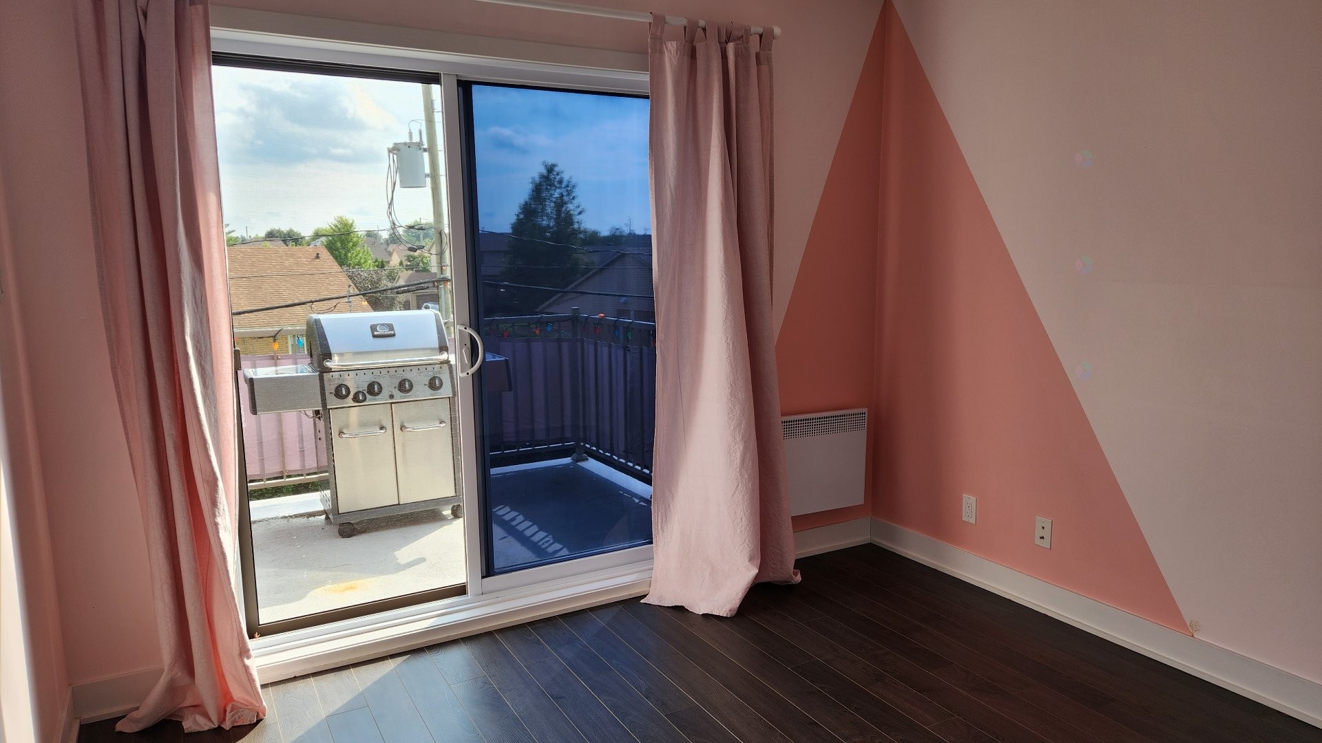 









7555


Boul. Cousineau

,
Longueuil (Saint-Hubert),




QC
J3Y0G4

