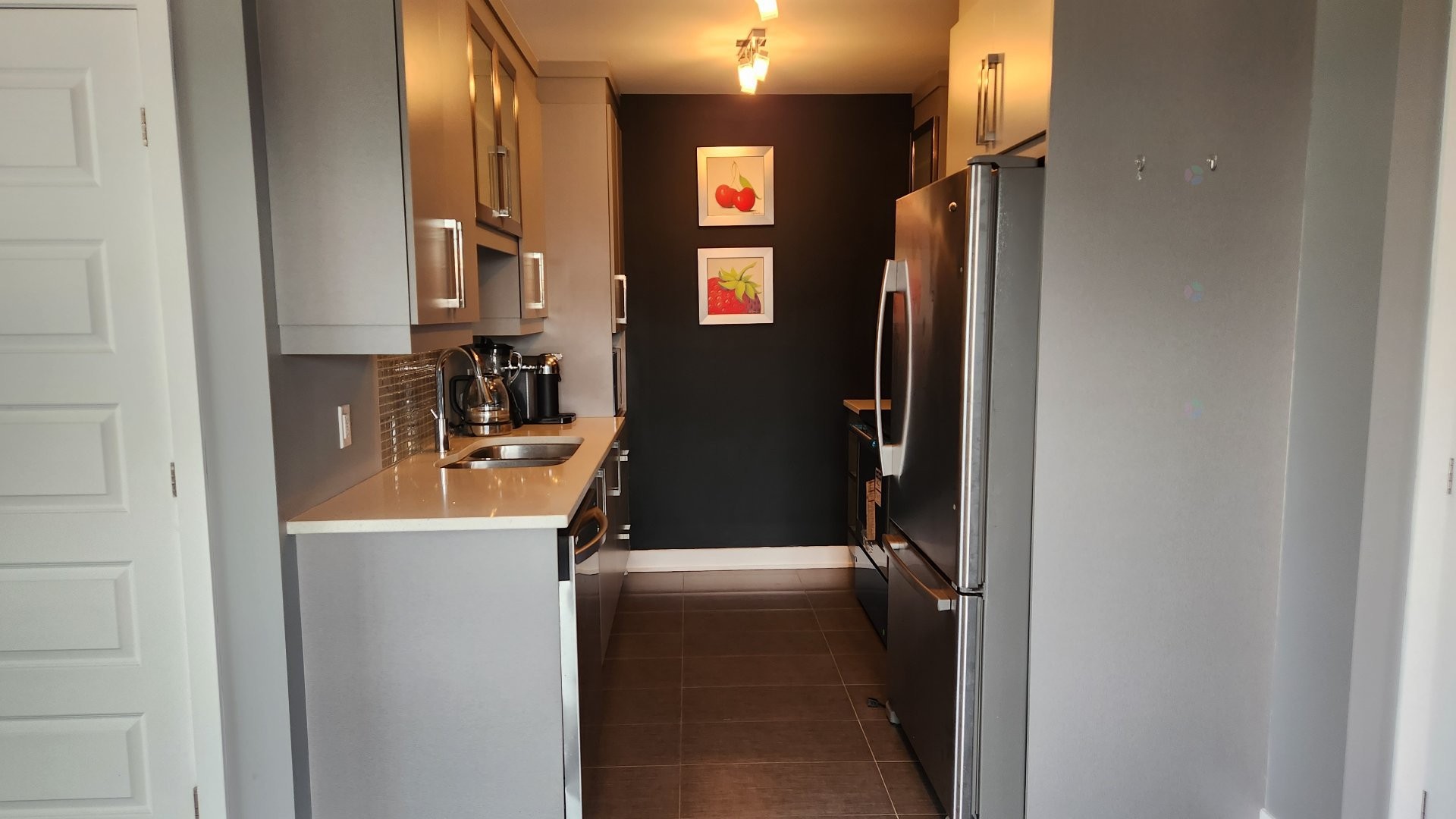 









7555


Boul. Cousineau

,
Longueuil (Saint-Hubert),




QC
J3Y0G4

