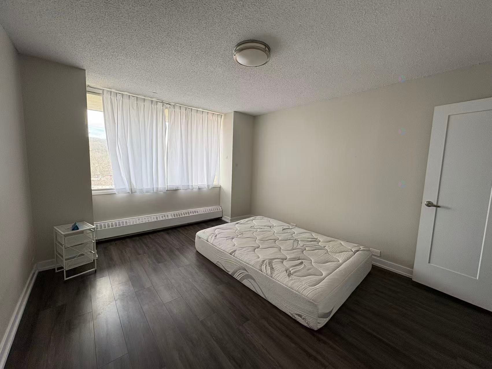 









4850


Ch. de la Côte-des-Neiges

, 1909,
Montréal (Côte-des-Neiges/Notre-Dame-de-Grâce),




QC
H3V1G4

