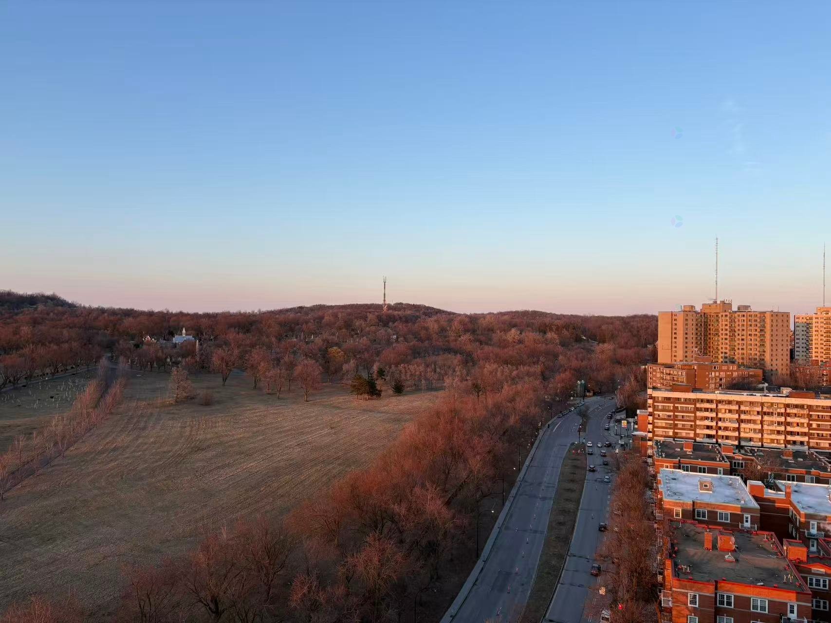 









4850


Ch. de la Côte-des-Neiges

, 1909,
Montréal (Côte-des-Neiges/Notre-Dame-de-Grâce),




QC
H3V1G4

