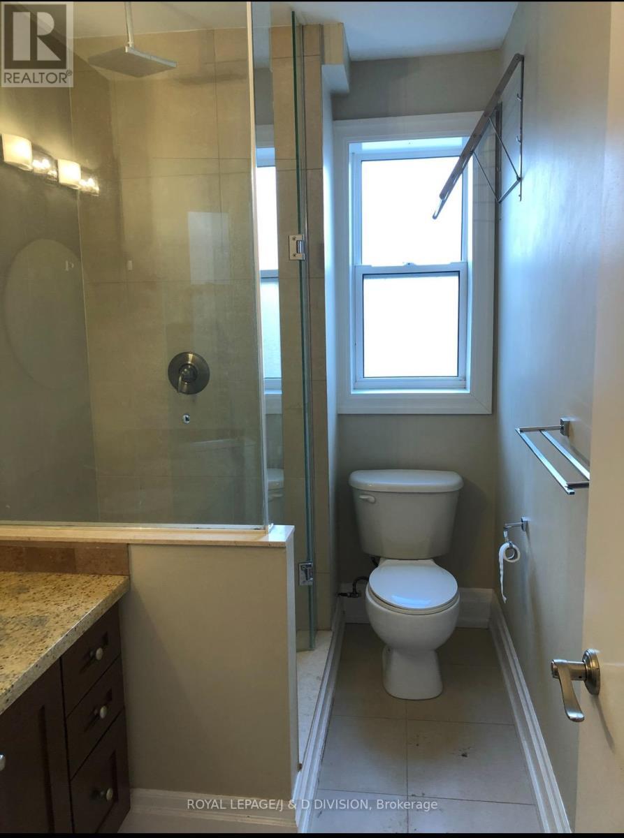 












MAIN - 31 RANLEIGH AVENUE

,
Toronto,




Ontario
M4N1X2

