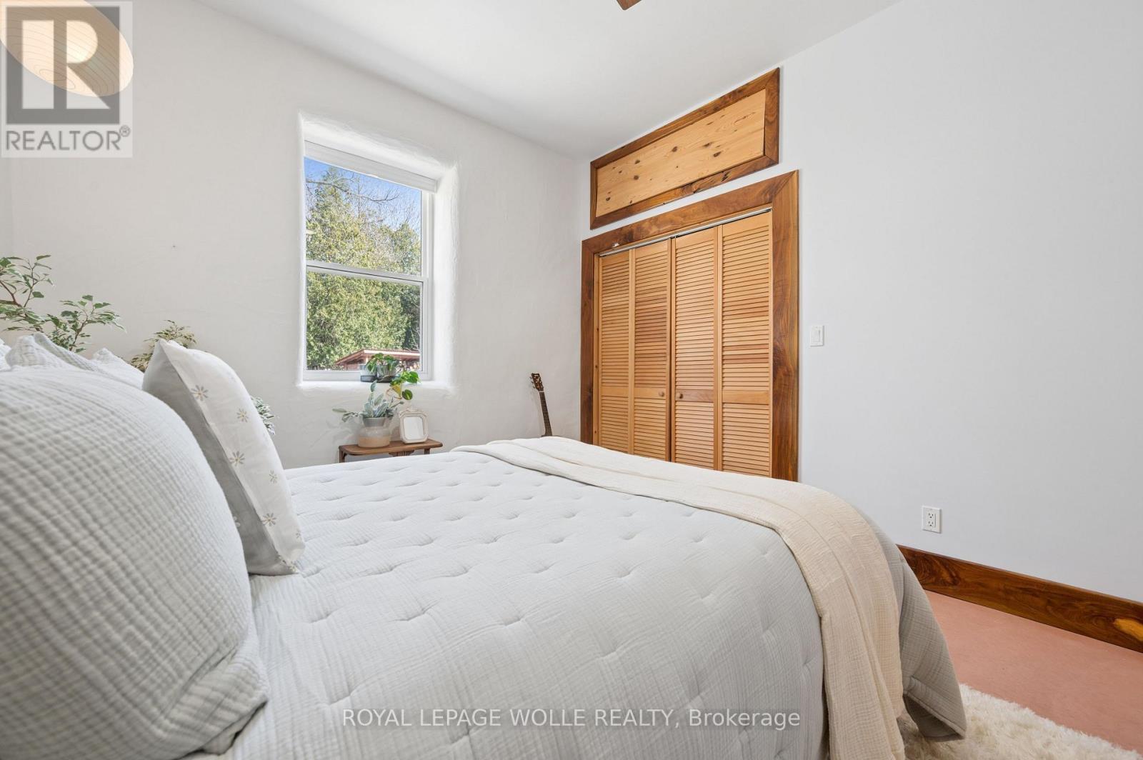 












5578 11TH LINE

,
Minto,




Ontario
N0G1Z0

