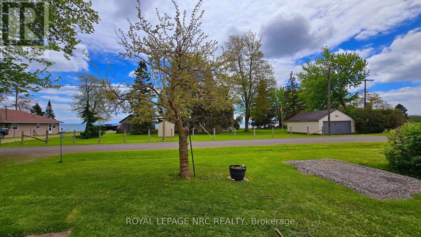 












11170 CHURCHILL AVENUE

,
Wainfleet (Lakeshore),




Ontario
L3K5V4

