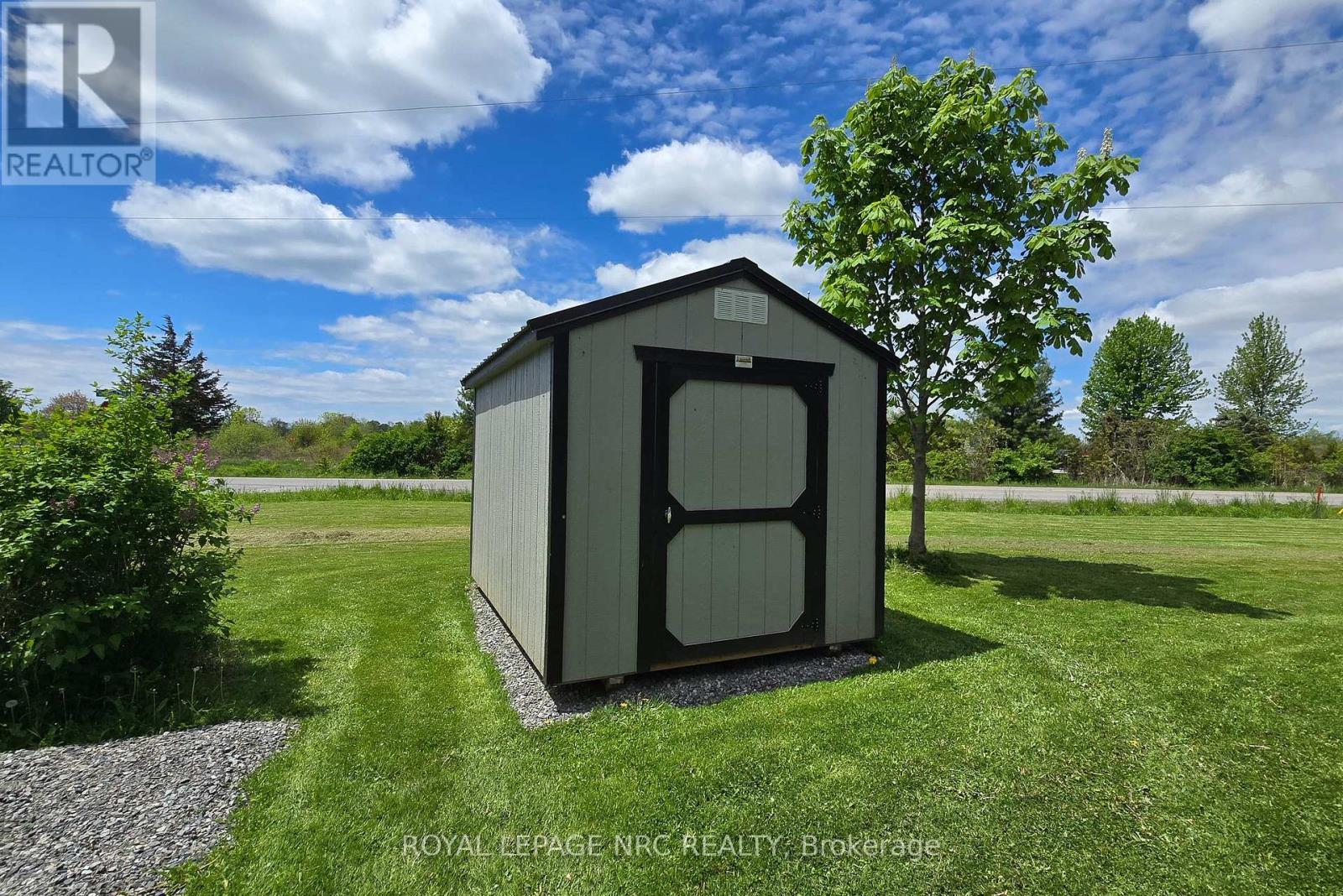 












11170 CHURCHILL AVENUE

,
Wainfleet (Lakeshore),




Ontario
L3K5V4

