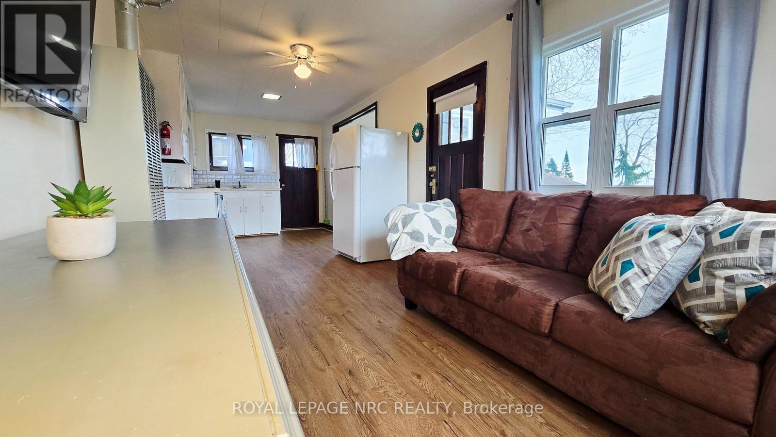 












11170 CHURCHILL AVENUE

,
Wainfleet (Lakeshore),




Ontario
L3K5V4

