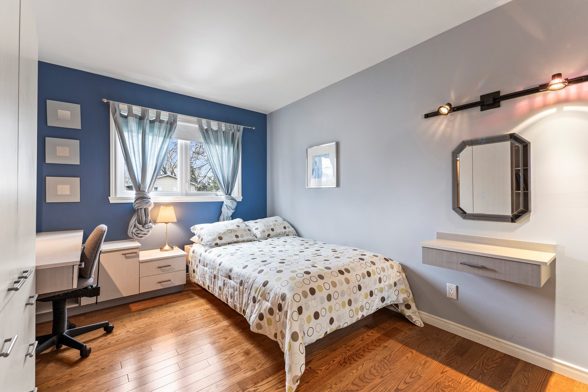 









30


Rue Hamlet

,
Dollard-des-Ormeaux,




QC
H9G2L4

