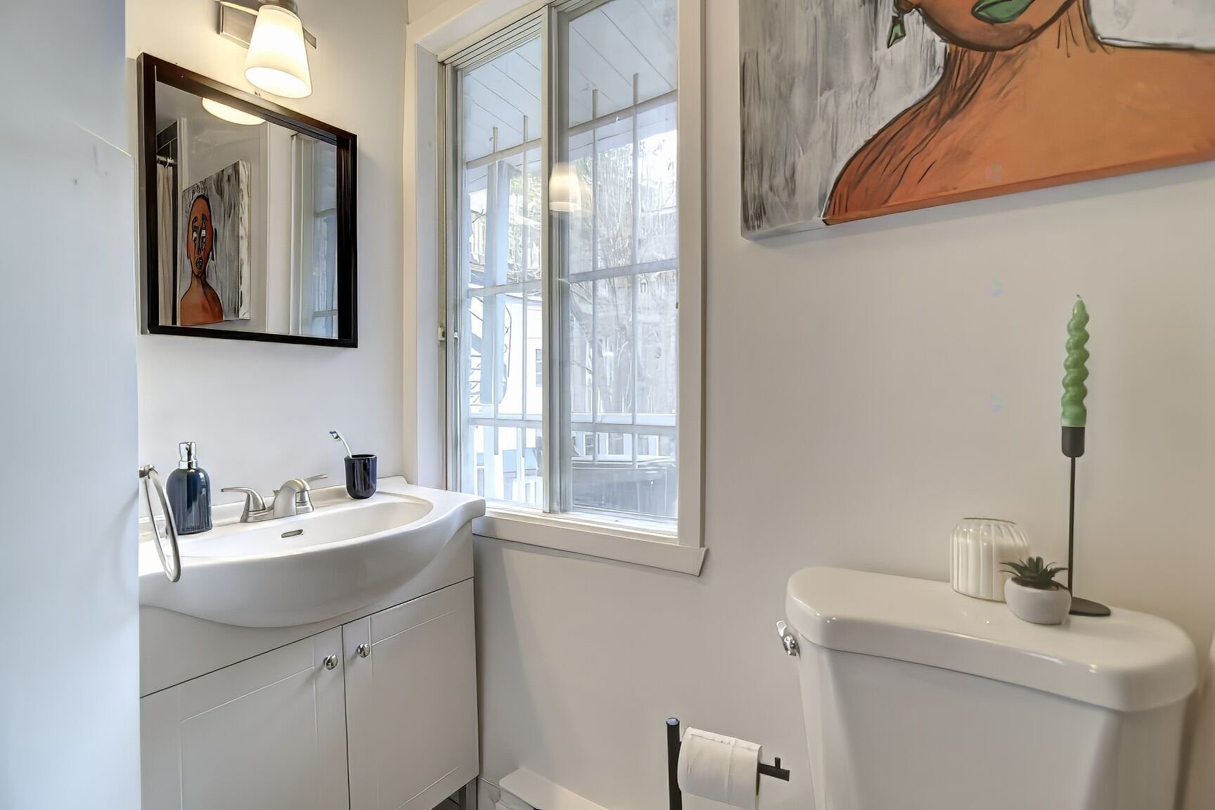 









1192

 - 1198


Rue Dalcourt

,
Montréal (Ville-Marie),




QC
H2L2W6

