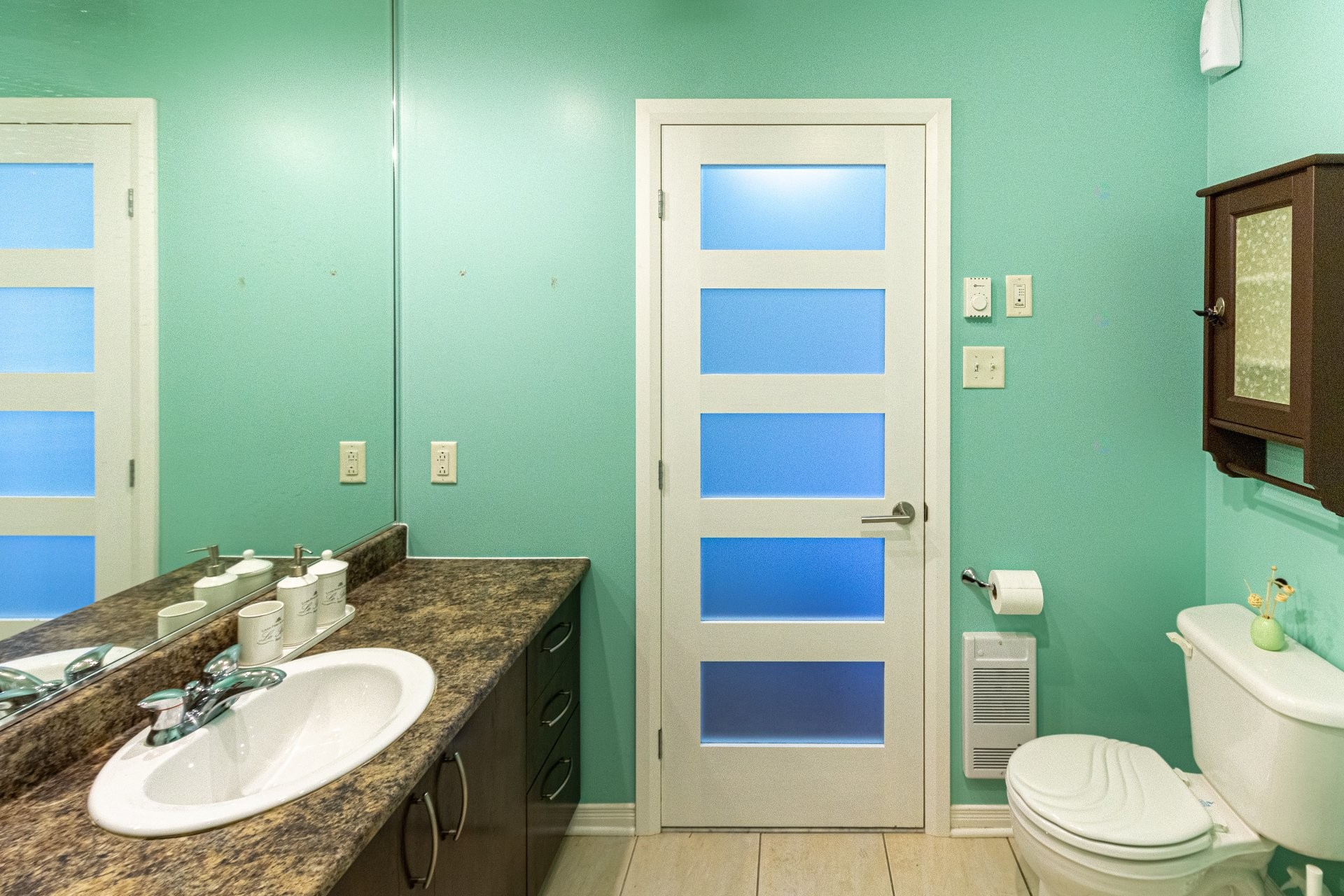 









7475


Rue Lautrec

, 4,
Brossard,




QC
J4Y3H7

