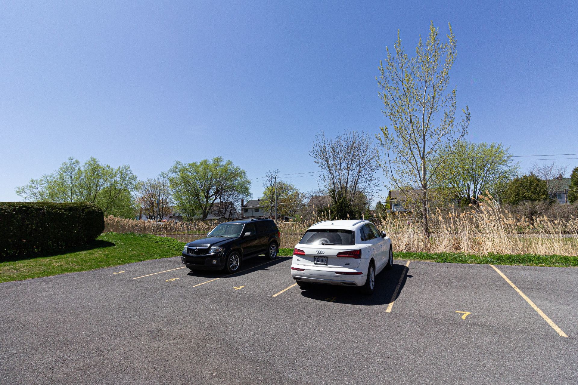 









7475


Rue Lautrec

, 4,
Brossard,




QC
J4Y3H7

