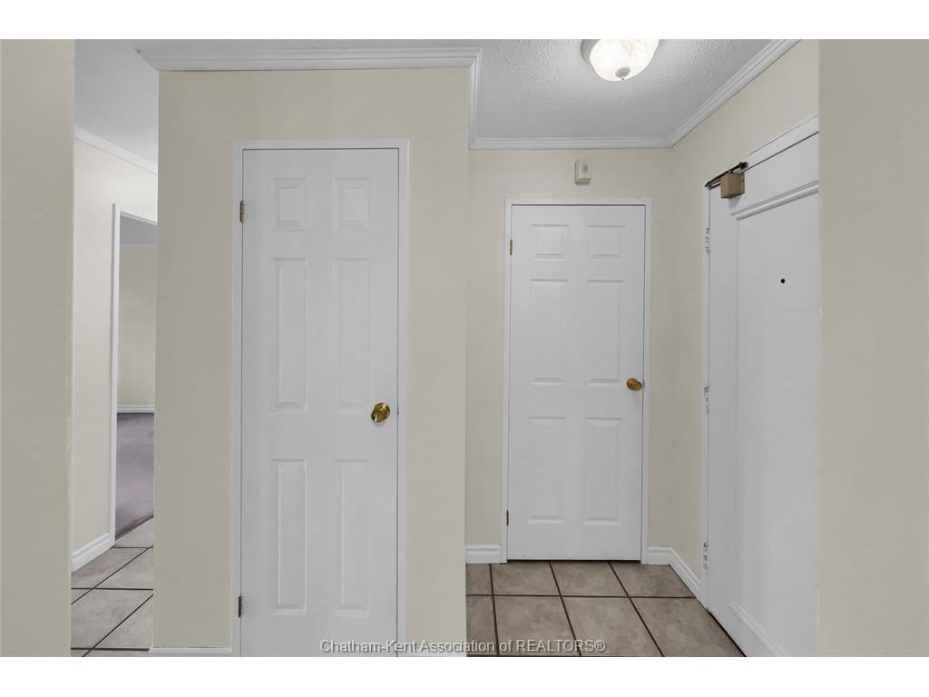 









975


Grand

Avenue West, 304,
Chatham,




ON
N7L 4Z6

