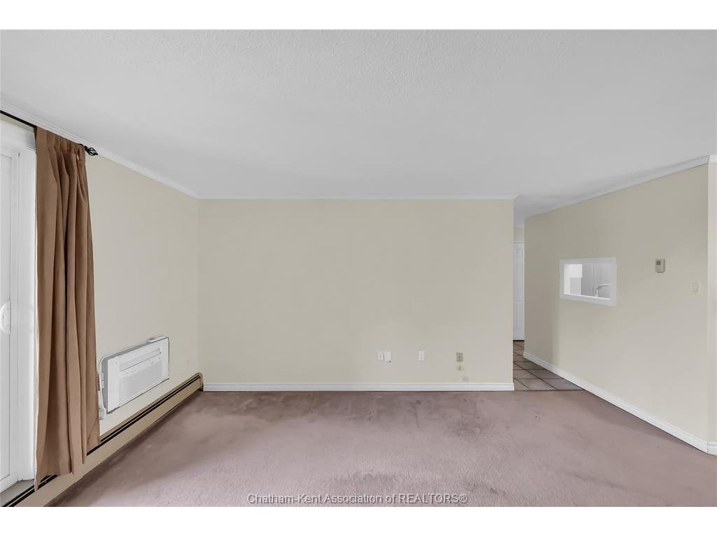 









975


Grand

Avenue West, 304,
Chatham,




ON
N7L 4Z6

