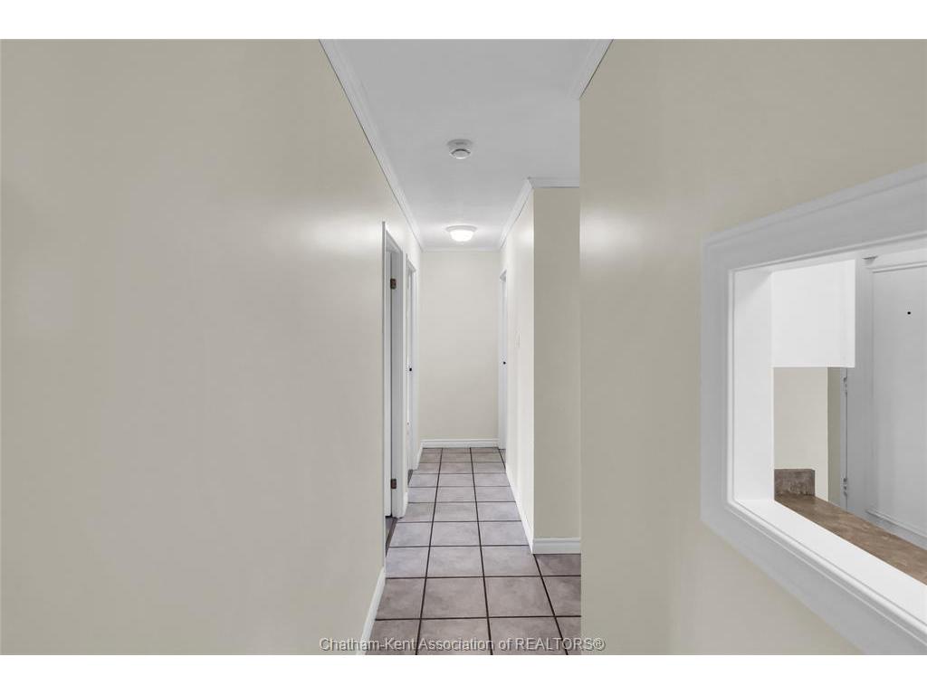 









975


Grand

Avenue West, 304,
Chatham,




ON
N7L 4Z6

