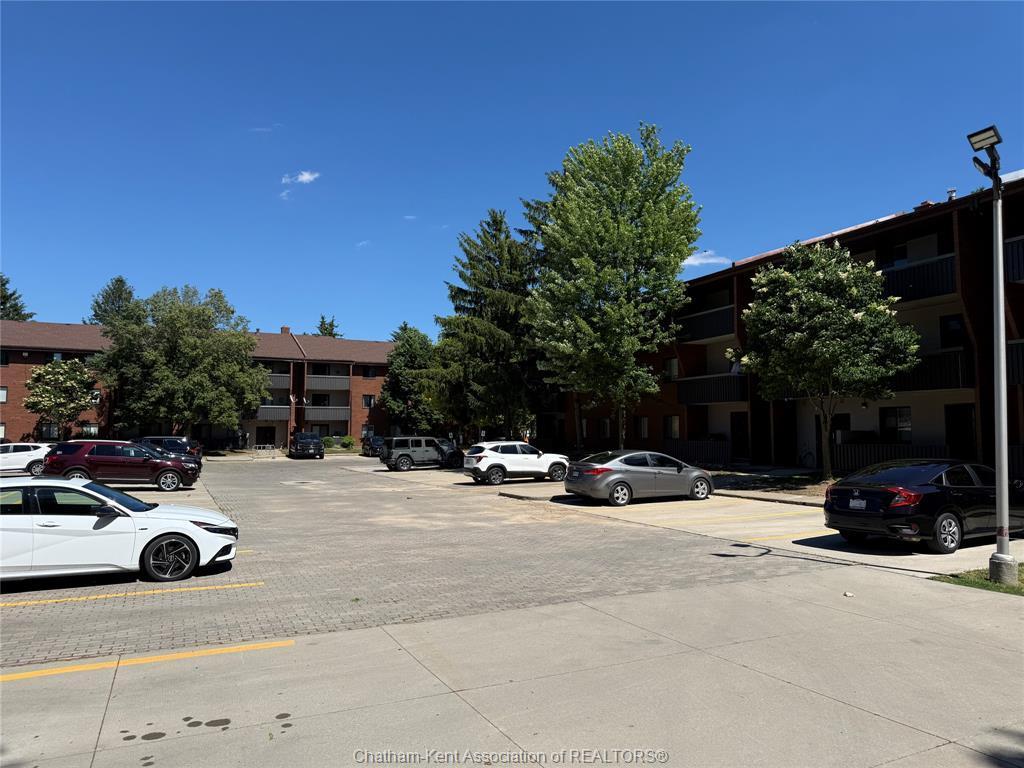 









975


Grand

Avenue West, 304,
Chatham,




ON
N7L 4Z6

