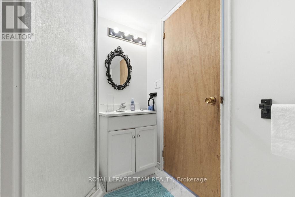 












5242 MURPHY ROAD

,
Greater Madawaska,




Ontario
K0J1H0

