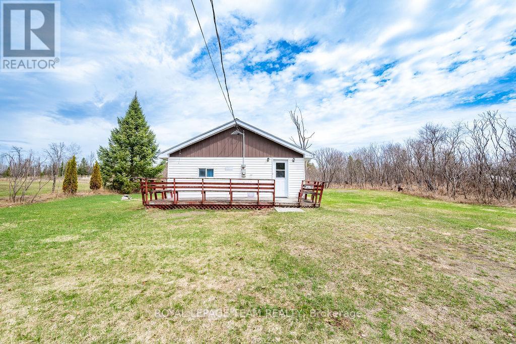 












5242 MURPHY ROAD

,
Greater Madawaska,




Ontario
K0J1H0

