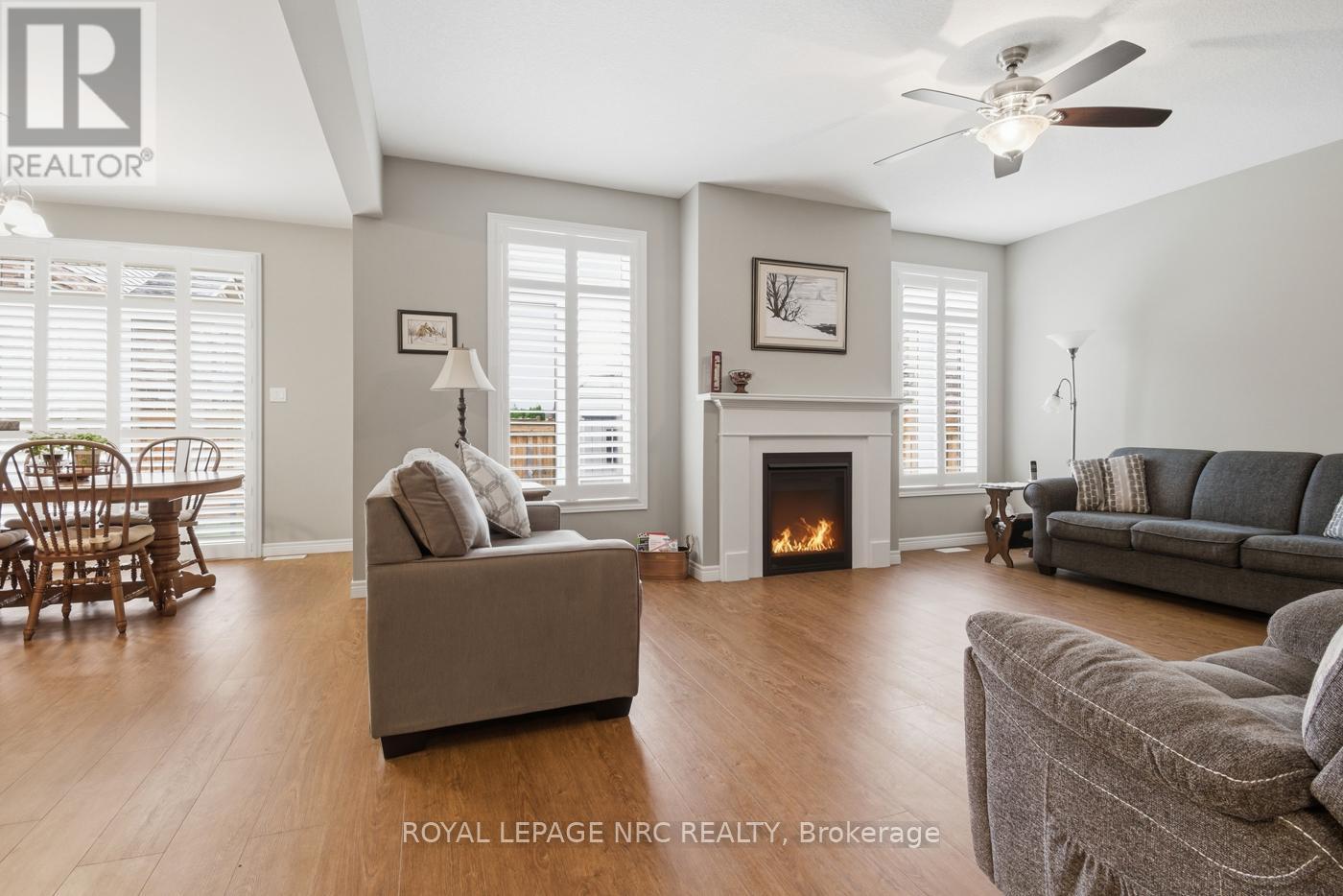 












633 WINSTON ROAD

,
Grimsby (Grimsby Beach),




Ontario
L3M0H4

