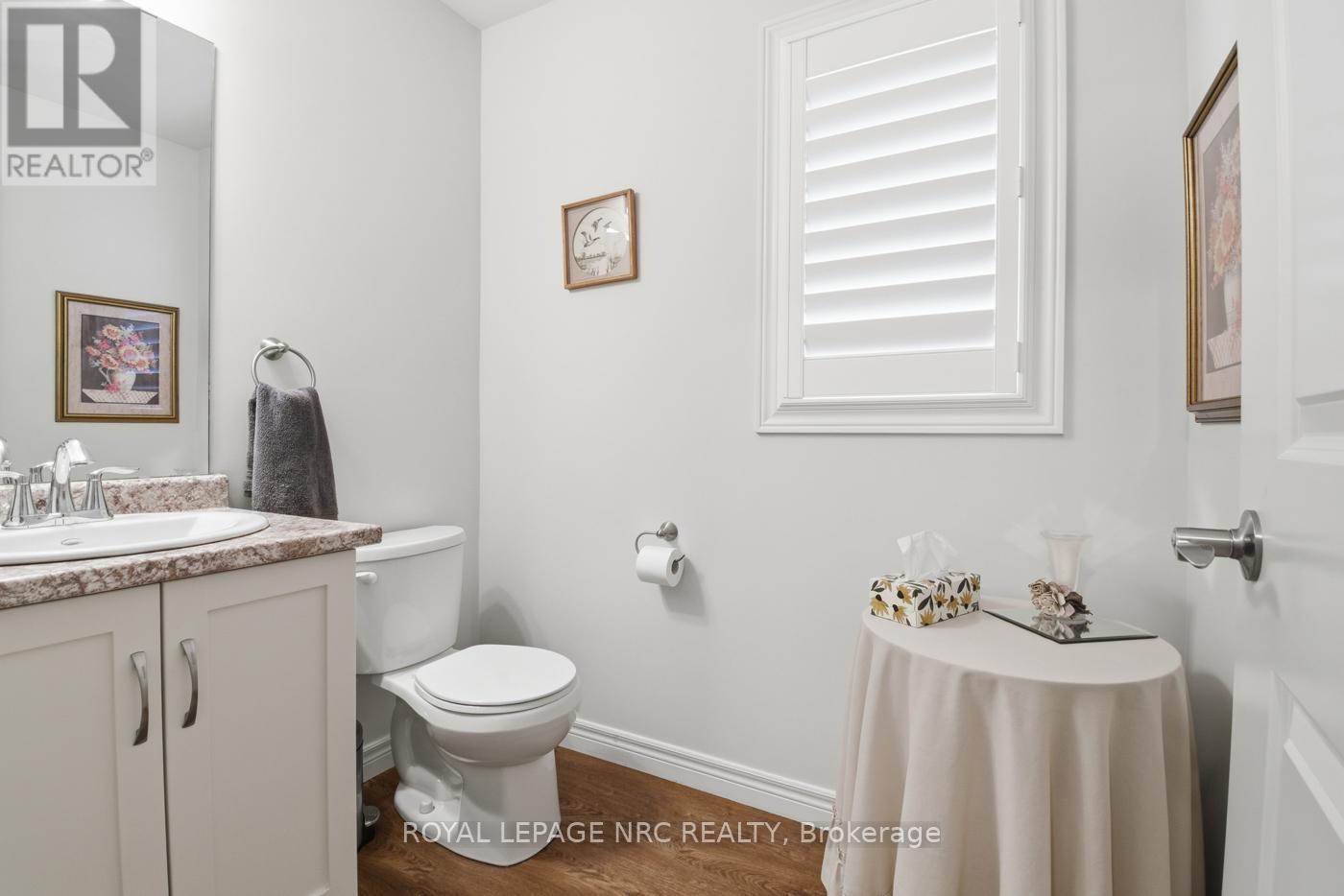 












633 WINSTON ROAD

,
Grimsby (Grimsby Beach),




Ontario
L3M0H4

