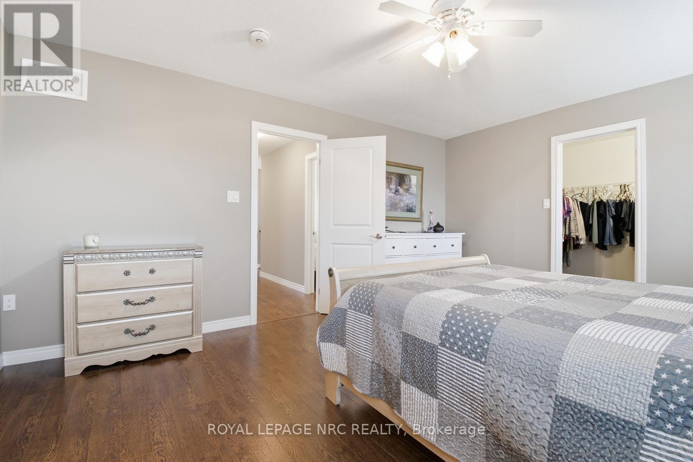 












633 WINSTON ROAD

,
Grimsby (Grimsby Beach),




Ontario
L3M0H4

