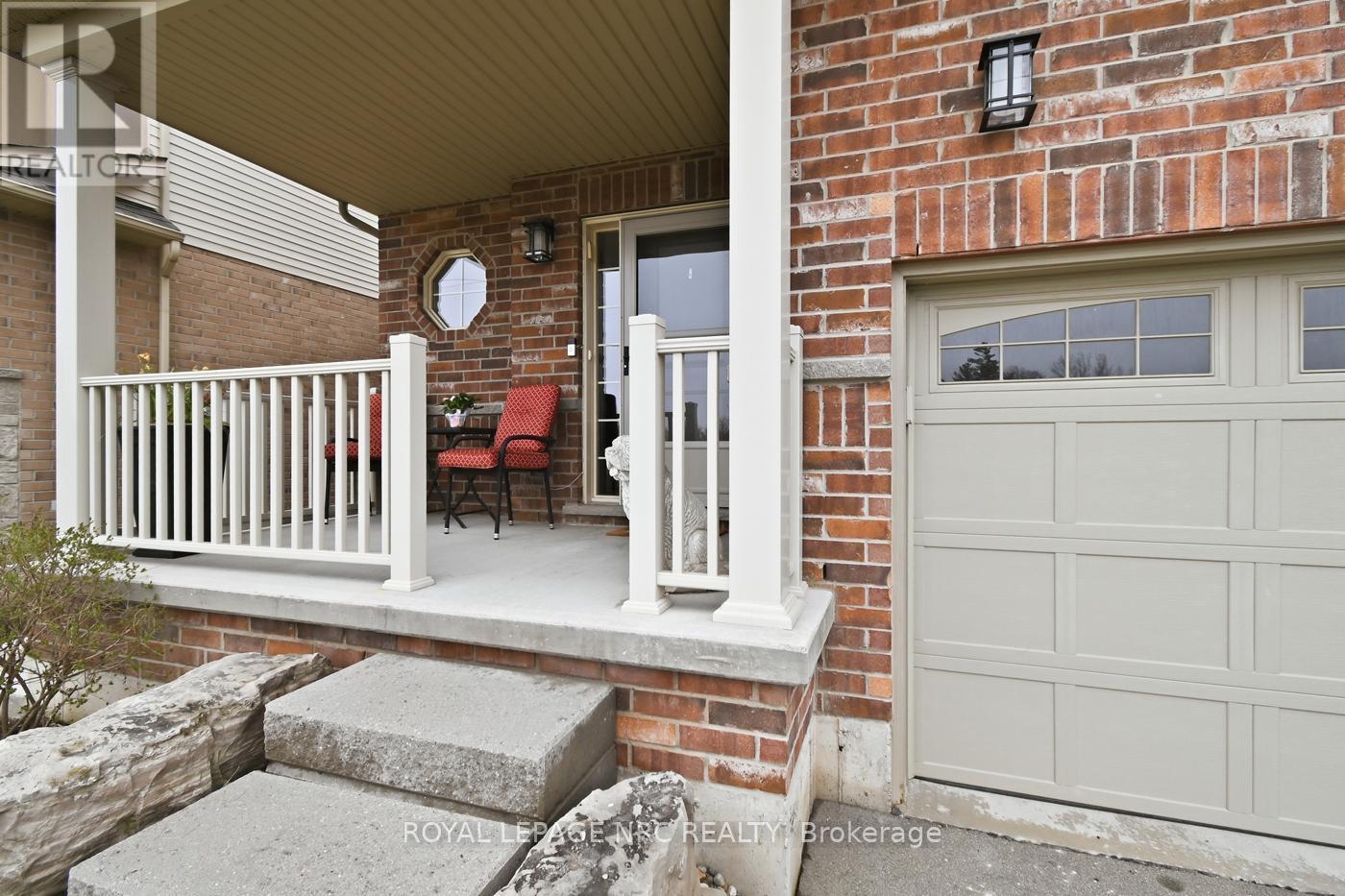 












633 WINSTON ROAD

,
Grimsby (Grimsby Beach),




Ontario
L3M0H4

