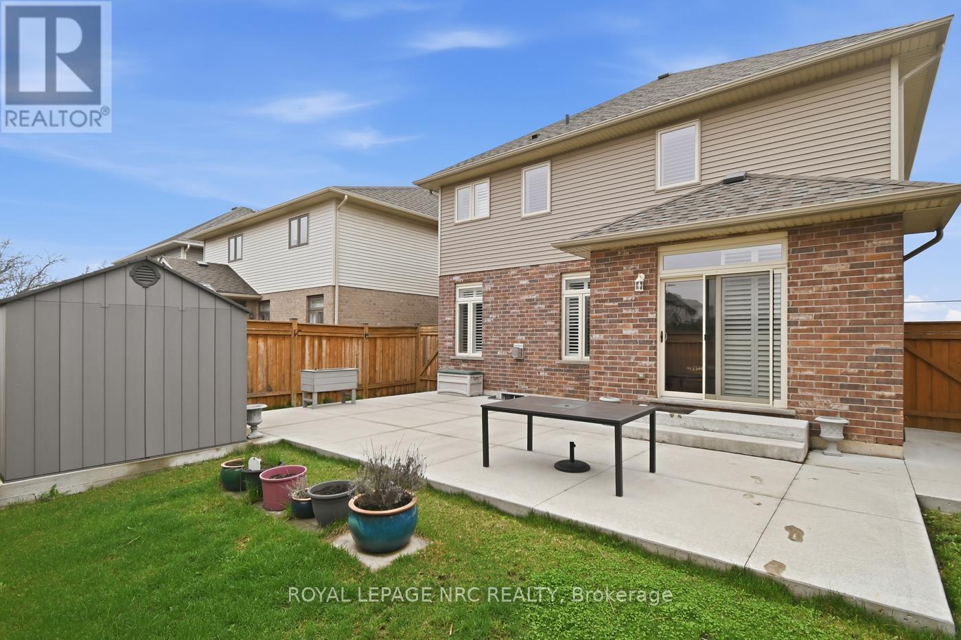 












633 WINSTON ROAD

,
Grimsby (Grimsby Beach),




Ontario
L3M0H4

