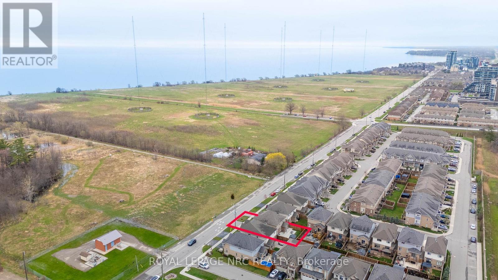 












633 WINSTON ROAD

,
Grimsby (Grimsby Beach),




Ontario
L3M0H4

