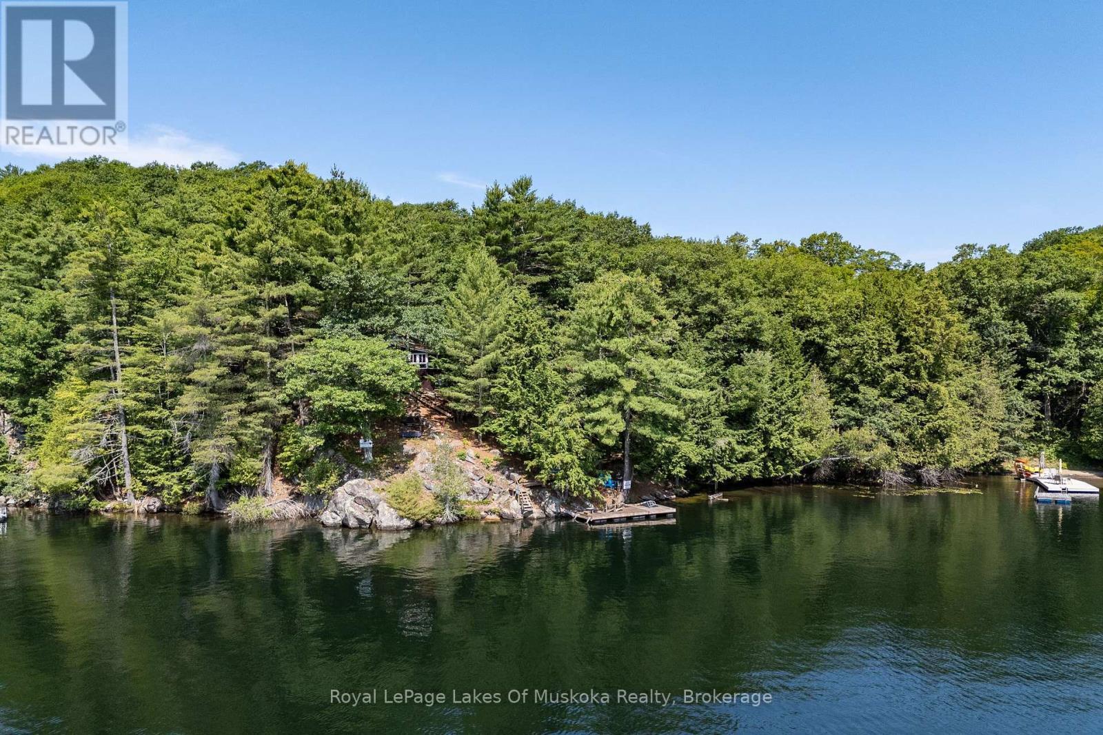 












1 - 1060 SKELETON LAKE 3 ROAD

,
Muskoka Lakes (Watt),




Ontario
P0B1M0

