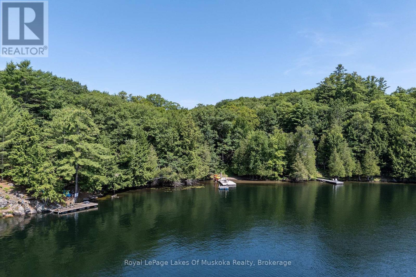 












1 - 1060 SKELETON LAKE 3 ROAD

,
Muskoka Lakes (Watt),




Ontario
P0B1M0

