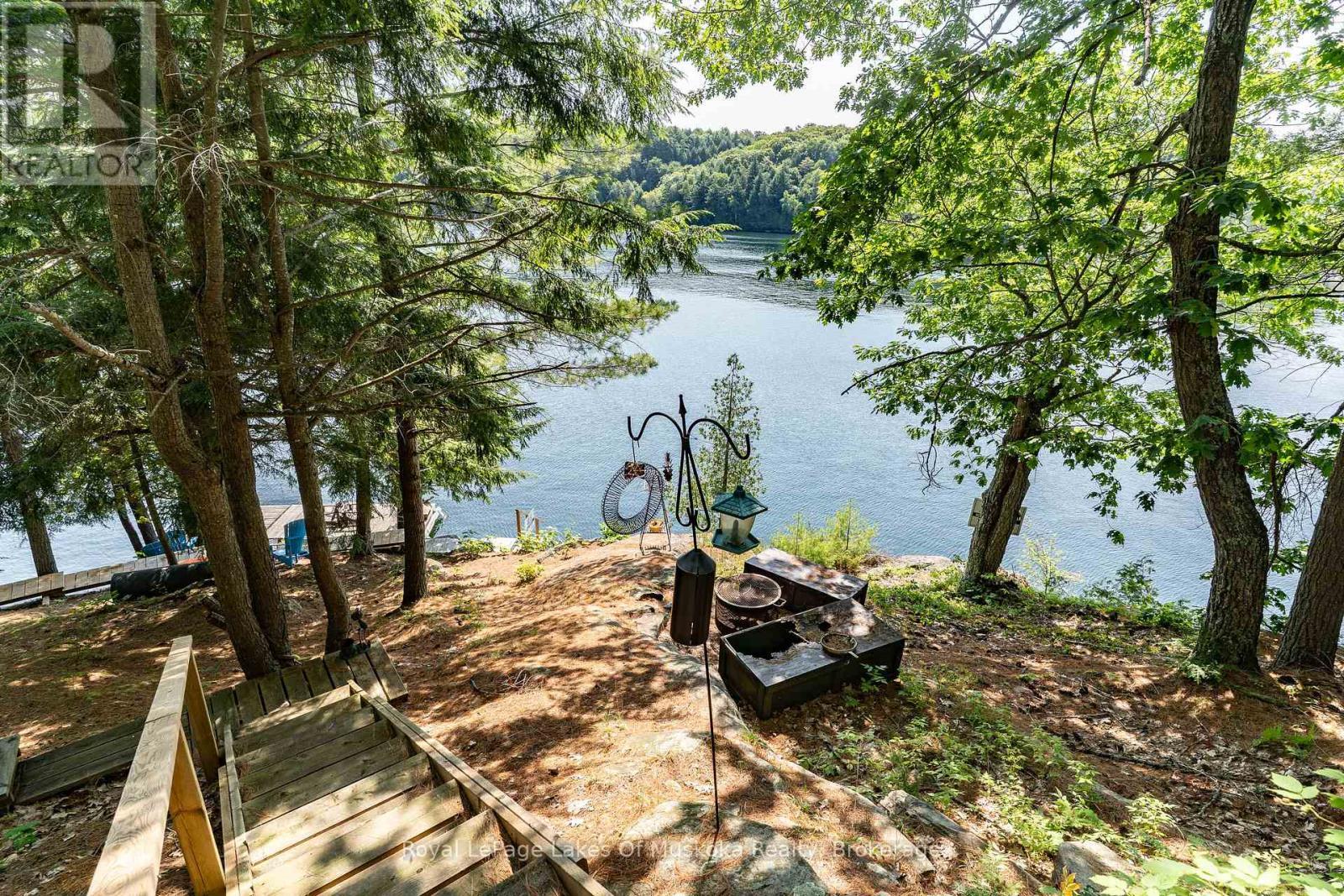 












1 - 1060 SKELETON LAKE 3 ROAD

,
Muskoka Lakes (Watt),




Ontario
P0B1M0


