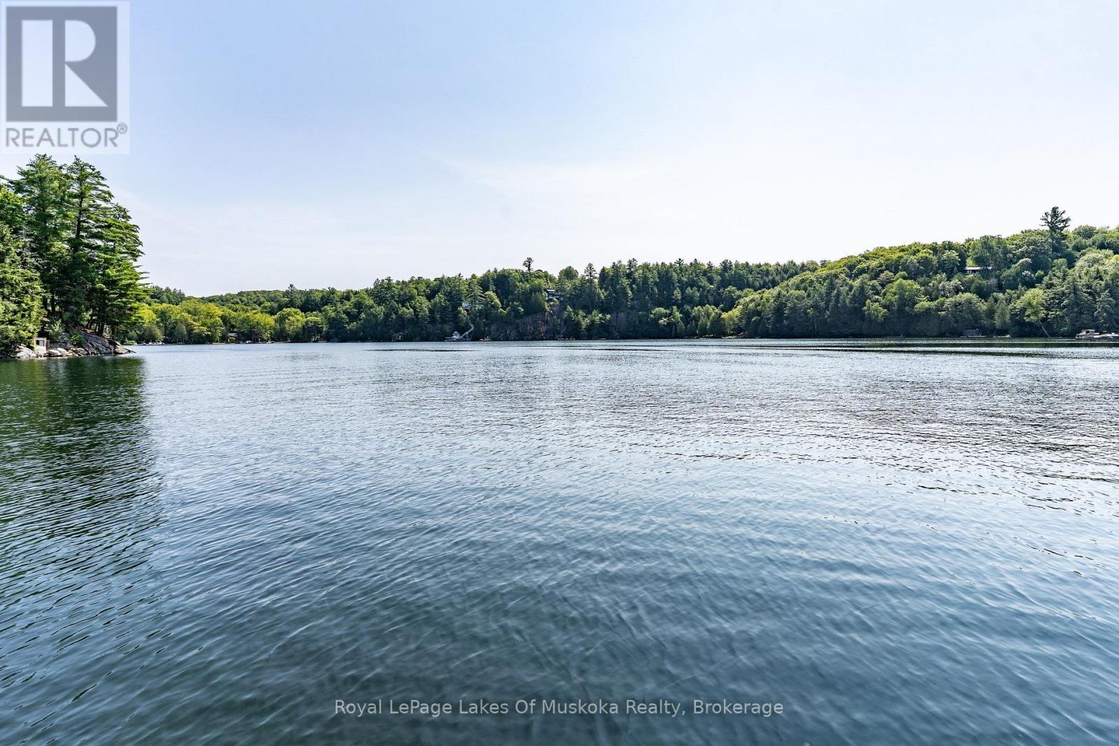 












1 - 1060 SKELETON LAKE 3 ROAD

,
Muskoka Lakes (Watt),




Ontario
P0B1M0

