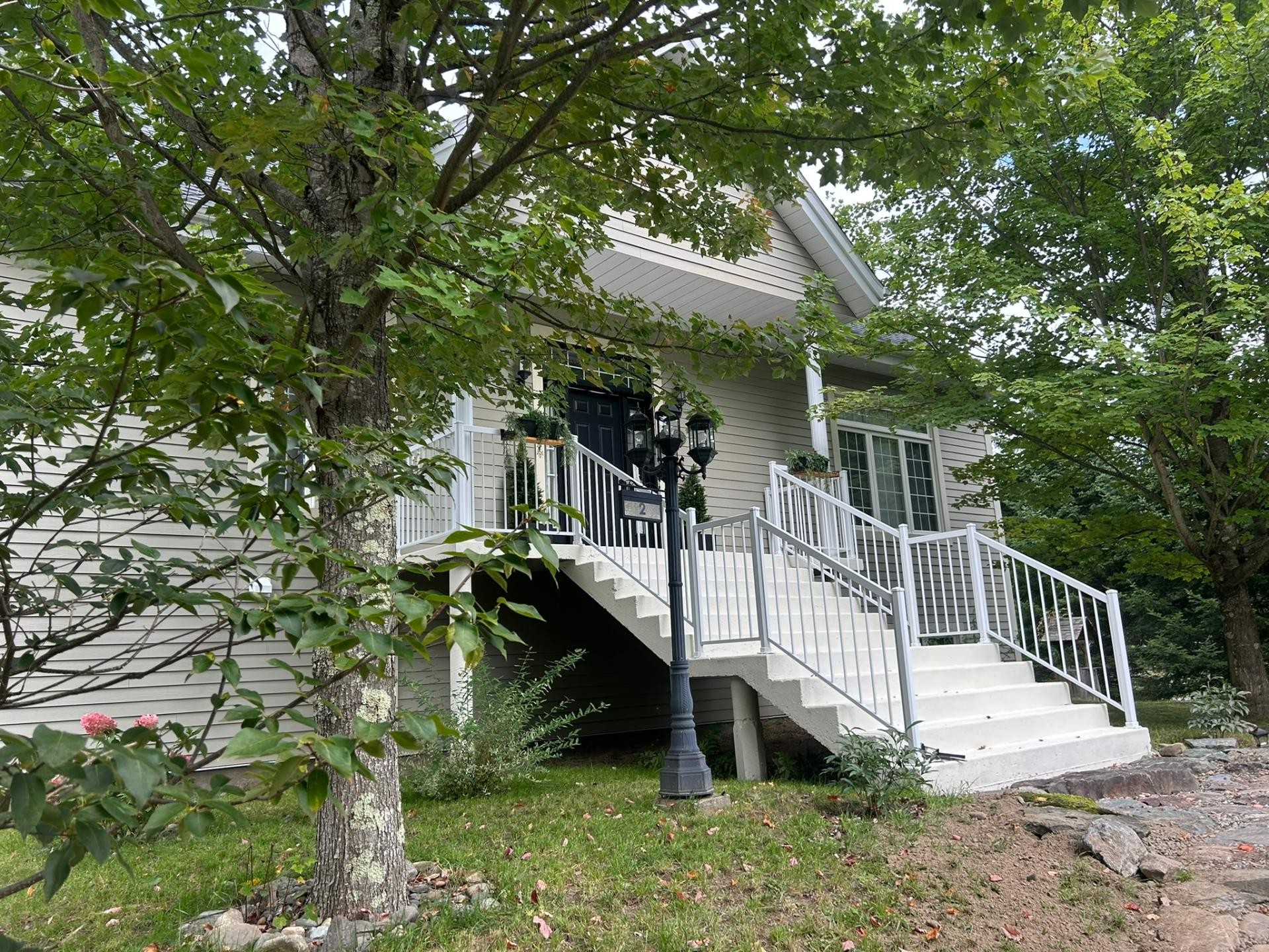 









2


Rue du Mirage

,
Lac-Brome,




QC
J0E1V0

