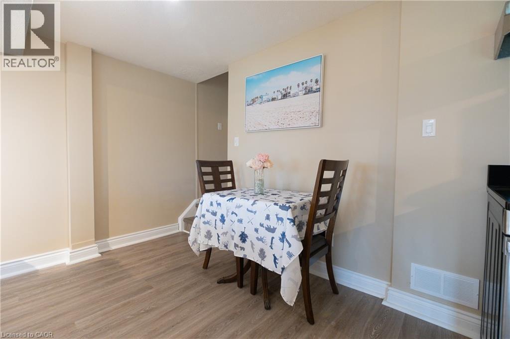 












LOWER-442 WOODS Lane

,
Cambridge,




Ontario
N3H5J4

