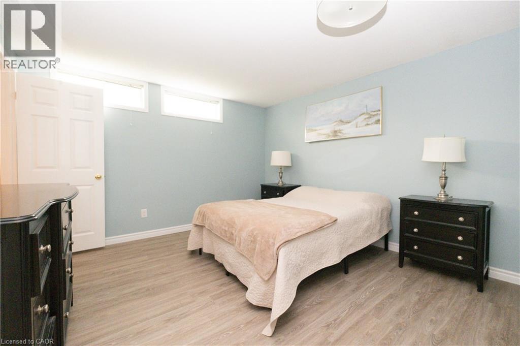 












LOWER-442 WOODS Lane

,
Cambridge,




Ontario
N3H5J4

