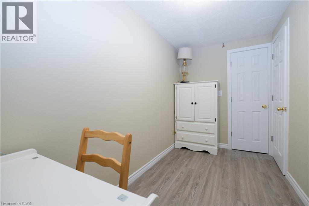 












LOWER-442 WOODS Lane

,
Cambridge,




Ontario
N3H5J4

