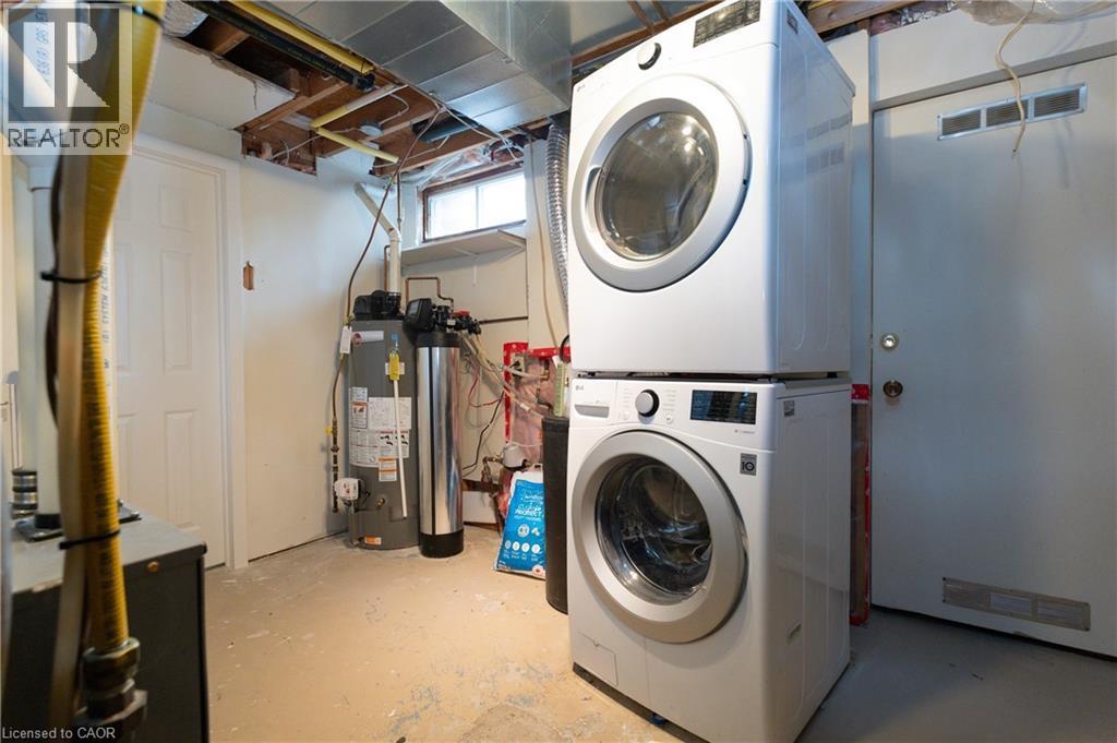 












LOWER-442 WOODS Lane

,
Cambridge,




Ontario
N3H5J4

