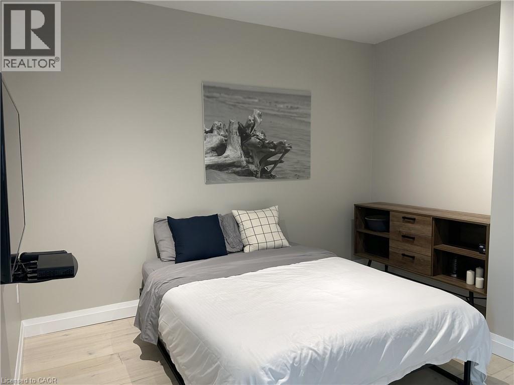 












12 ERIE Boulevard Unit# 207

,
Long Point,




Ontario
N0E1M0

