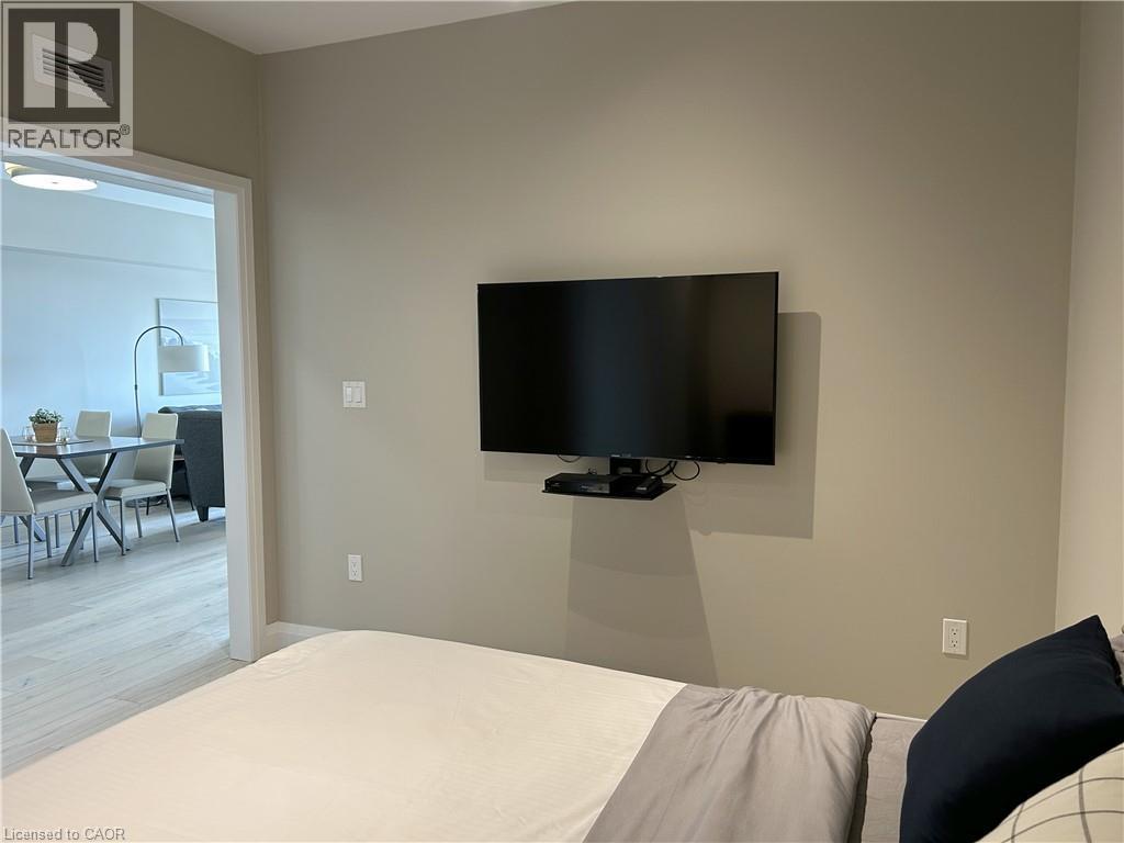 












12 ERIE Boulevard Unit# 207

,
Long Point,




Ontario
N0E1M0

